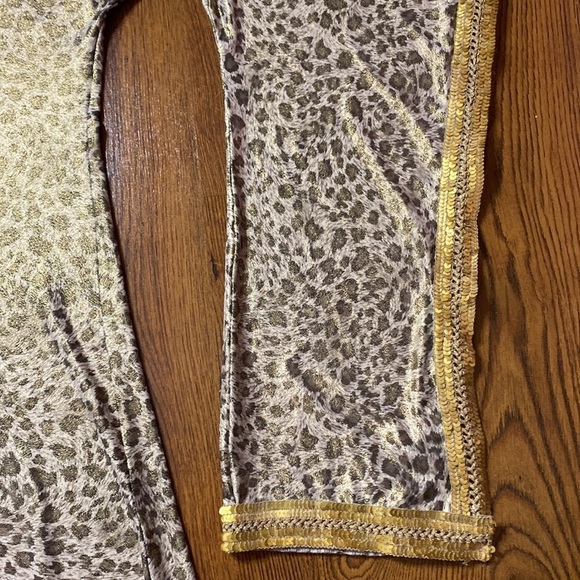 🌷 Beautiful 🌷 Extravagant Bell Sleeve Gold Sequin Leopard Dress From Egypt NWT - Picture 8 of 12